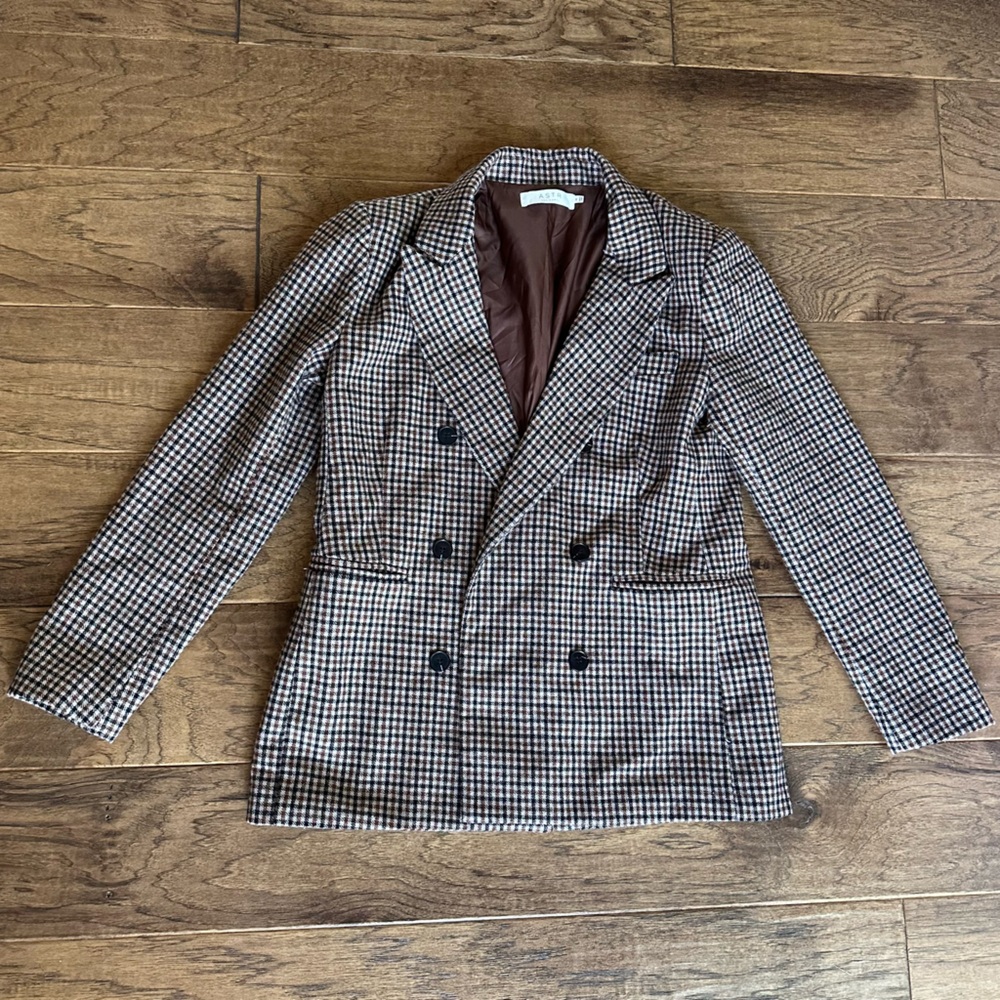 ASTR The Label Brown Checkered Blazer